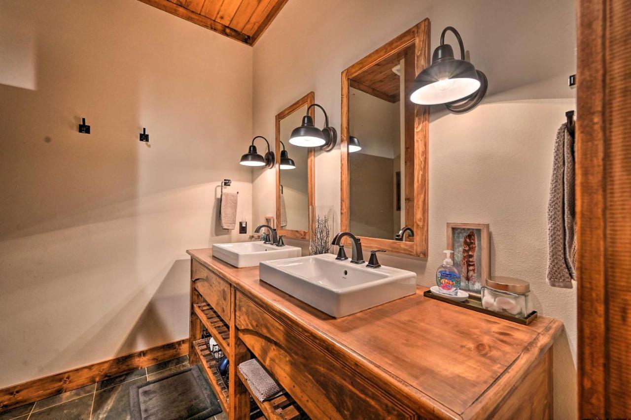 Luxe Broken Bow Cabin Hot Tub About 3 Mi To Hochatown Exterior photo